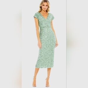 Mac Duggal Green Sage Sequined Cap Sleeve Wrap Over Cocktail Dress 16